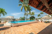 One Beach Street 608 B