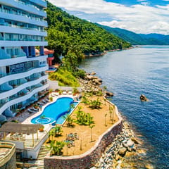 Blue Horizon 102 at Residences