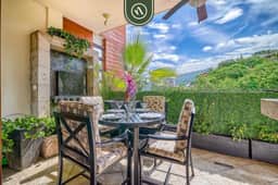 Residences by Pinnacle 207