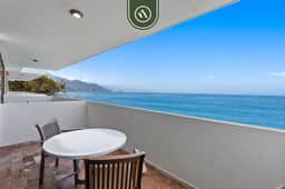 Costa Sur Suite 1