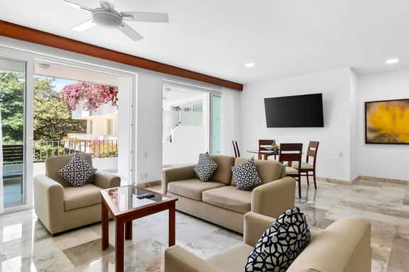 Grand Miramar B205 - Image 1