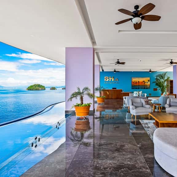 Blue Horizon 902 at Residences - Image 1