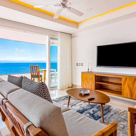 Blue Horizon 304 at Residences - Image 1