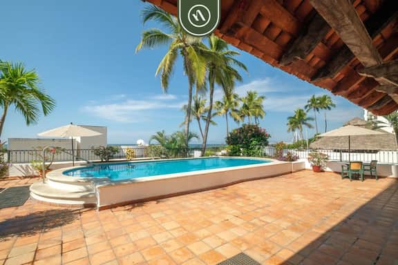 One Beach Street 109