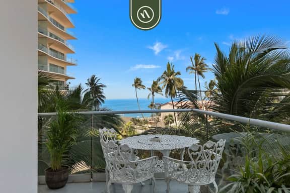 Icon Vallarta T2 401