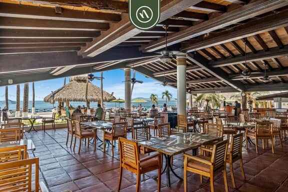 Costa Sur Deluxe Estudio Frente al Mar 4