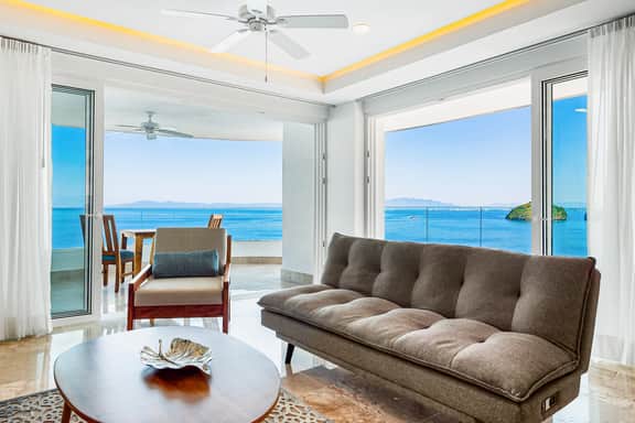Blue Horizon 901 at Residences