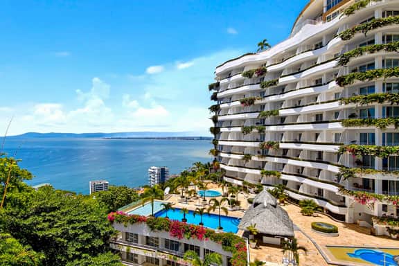 Grand Miramar A302 - Image 2