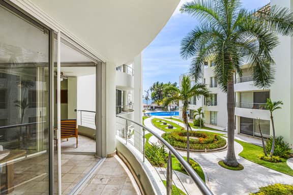 Nitta Condo # 108