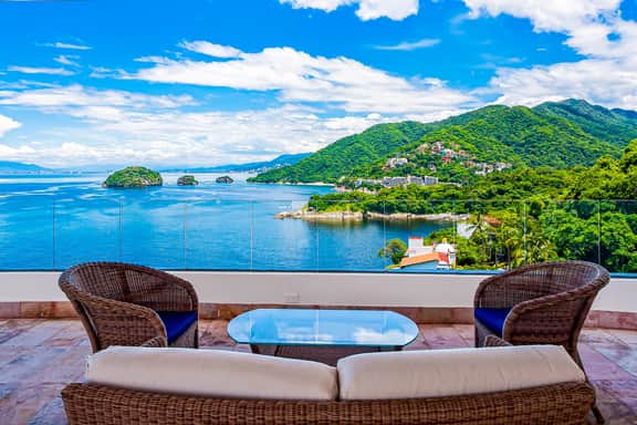 Blue Horizon 102 at Residences