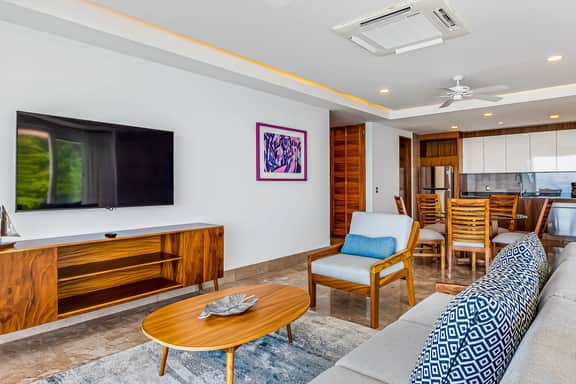 Blue Horizon 804 at Residences