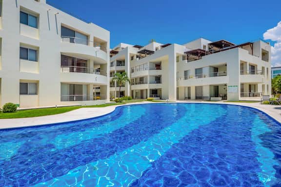 Nitta Condo 303