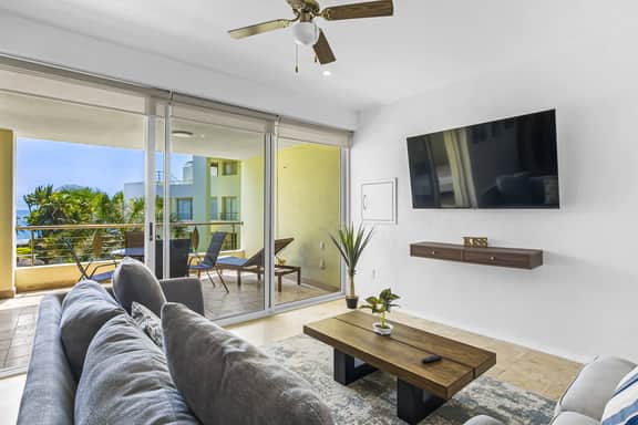 Nitta Condo # 307