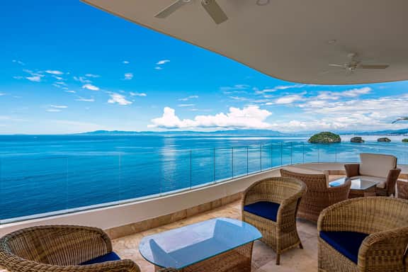 Blue Horizon 303 at Residences