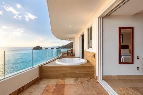 Blue Horizon 1101 at Residences - Image 3