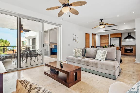 Nitta Condo # 302