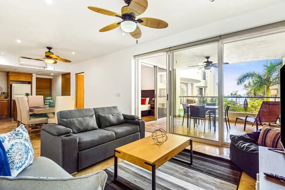 Nitta Condo # 207