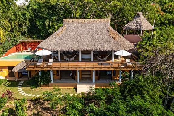 Casa Media Luna
