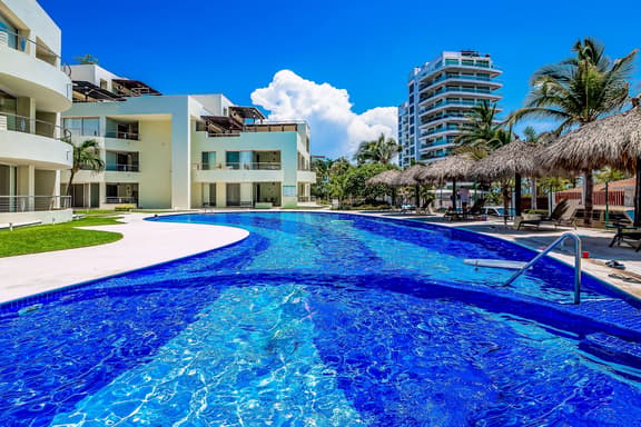 Nitta Condo # 407 Penthouse