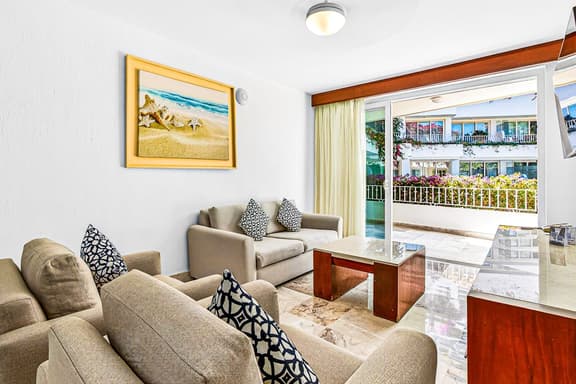 Grand Miramar B104