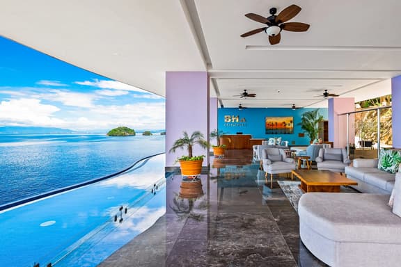 Blue Horizon 902 at Residences