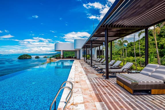 Blue Horizon 804 at Residences